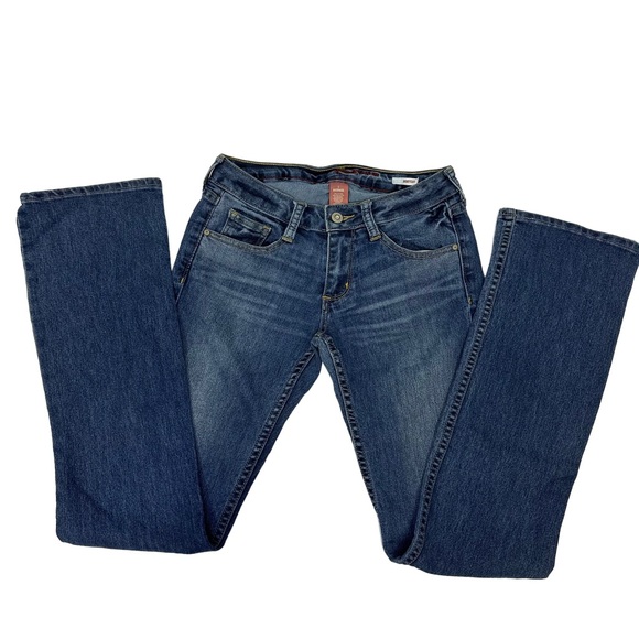Arizona boot cut jeans 32x34 with a 9 1/2 in